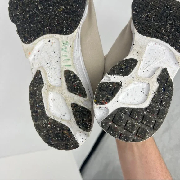 Nike Air-Zoom-Type Crater Beige and Coral Sneakers - Picture 7 of 16